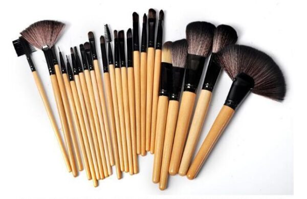 24-Piece Professional Makeup Brush Set – Cosmetics Kit with Gift Bag - Image 5