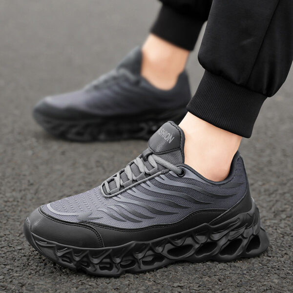 Men's Lace-Up Vulcanized Sneakers – Thick-Soled Running & Casual Shoes - Image 4