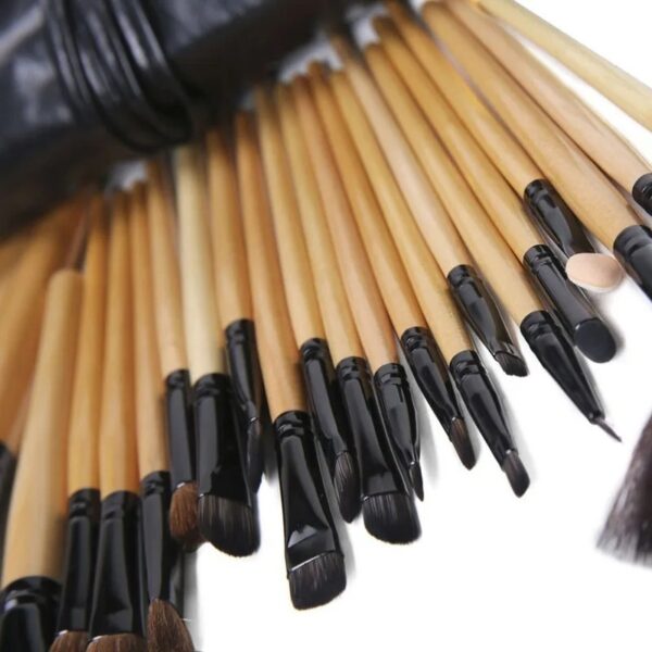 24-Piece Professional Makeup Brush Set – Cosmetics Kit with Gift Bag - Image 2