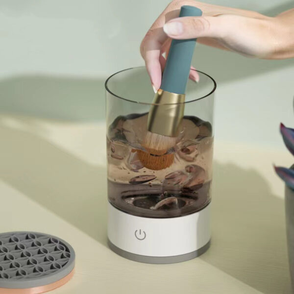 USB Electric Makeup Brush Cleaner – Fast & Portable - Image 9